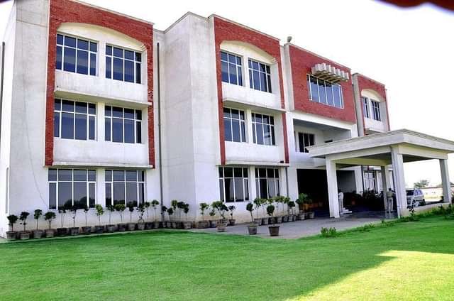 Smt._Shanti_Devi_Law_College